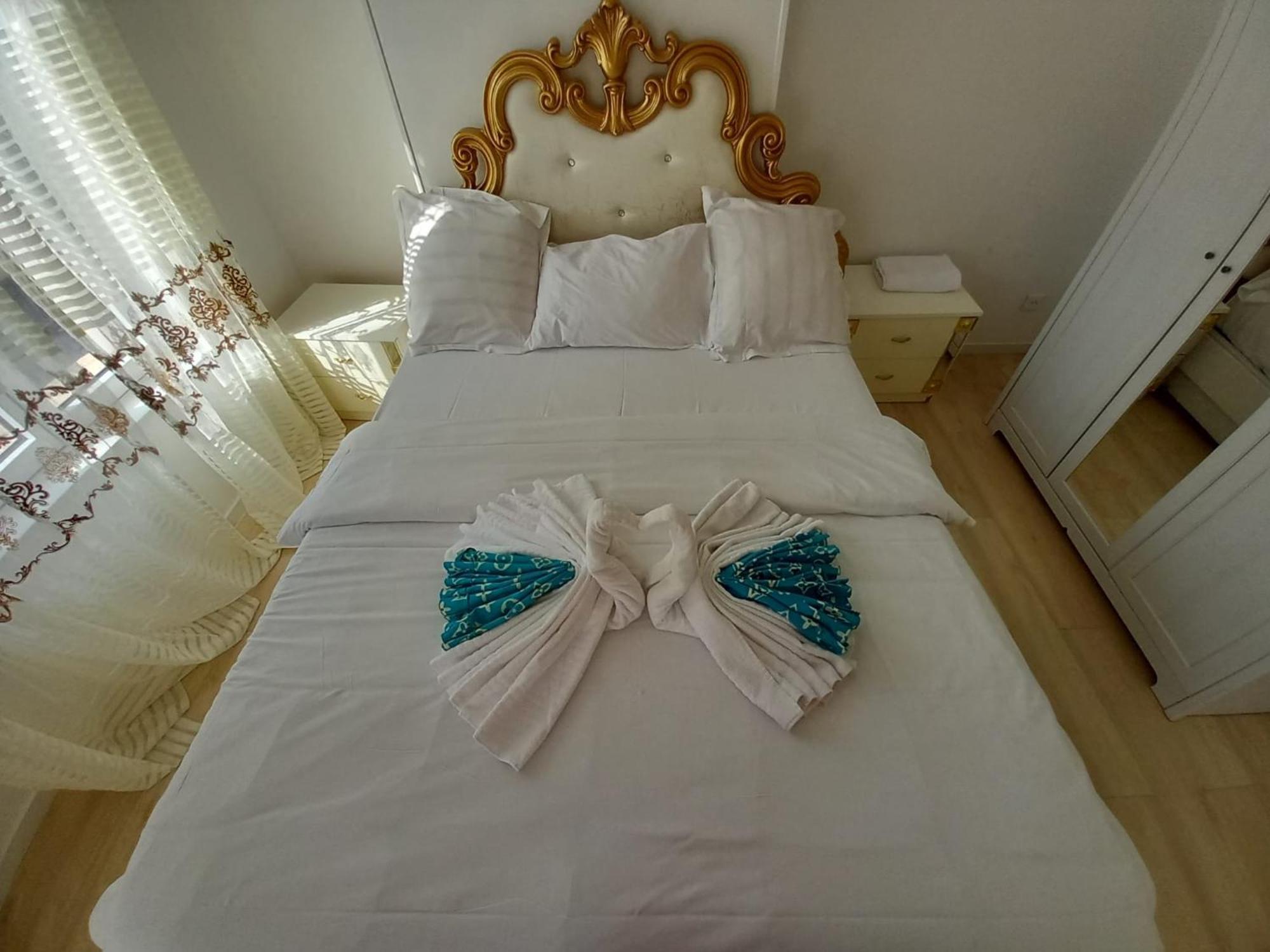 Les Jardins Secrets Villa โรมิญี-ซูร์-เซน ภายนอก รูปภาพ